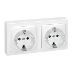 BASE ENCHUFE DOBLE BLANCO SIMON 73