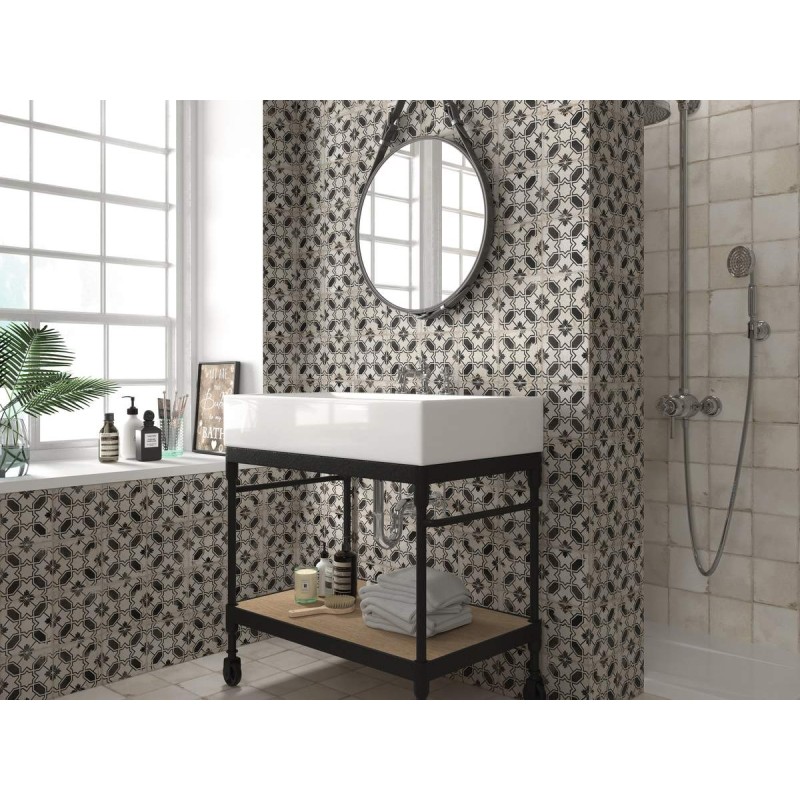 VILLAGE MONTE BLACK ANTIDESLIZANTE 15X15