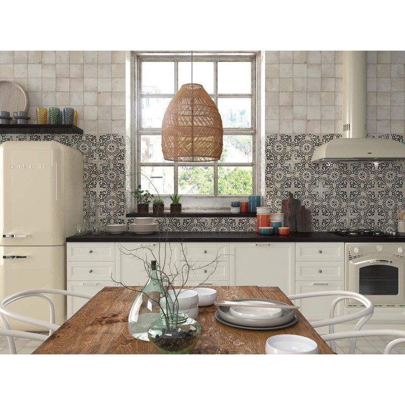 VILLAGE IRUELA BLACK ANTIDESLIZANTE 15X15