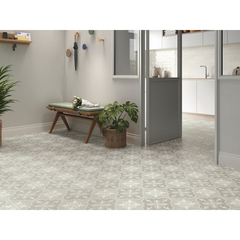 BRIANNA PUMICE MATE 15X15