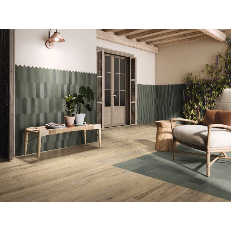 CONTEMPORARY PICKET FOREST MATE 6X26