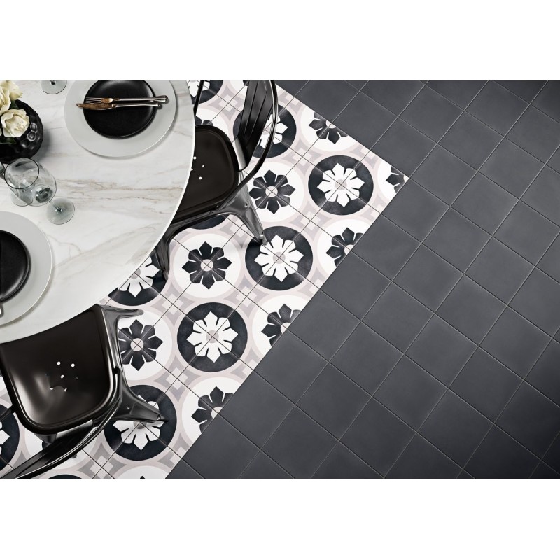 BOHEME NEGRO MATE 20X20