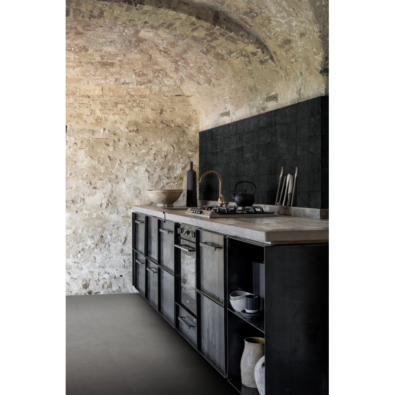 MEMORIA NERO SEMIMATT 15X15