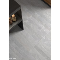 Azulejo monocolor gris perla Marmoris de Equipe para baño, cocina y residencial