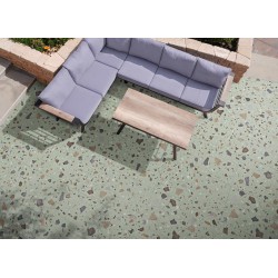 Pavimento porcelánico 20mm exterior Pebble Green antideslizante efecto terrazo 50x100 cm Aparici