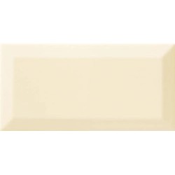 Revestimiento cerámico biselado Bisel de Ribesalbes en color Bone, acabado brillo, formato 10x20 cm