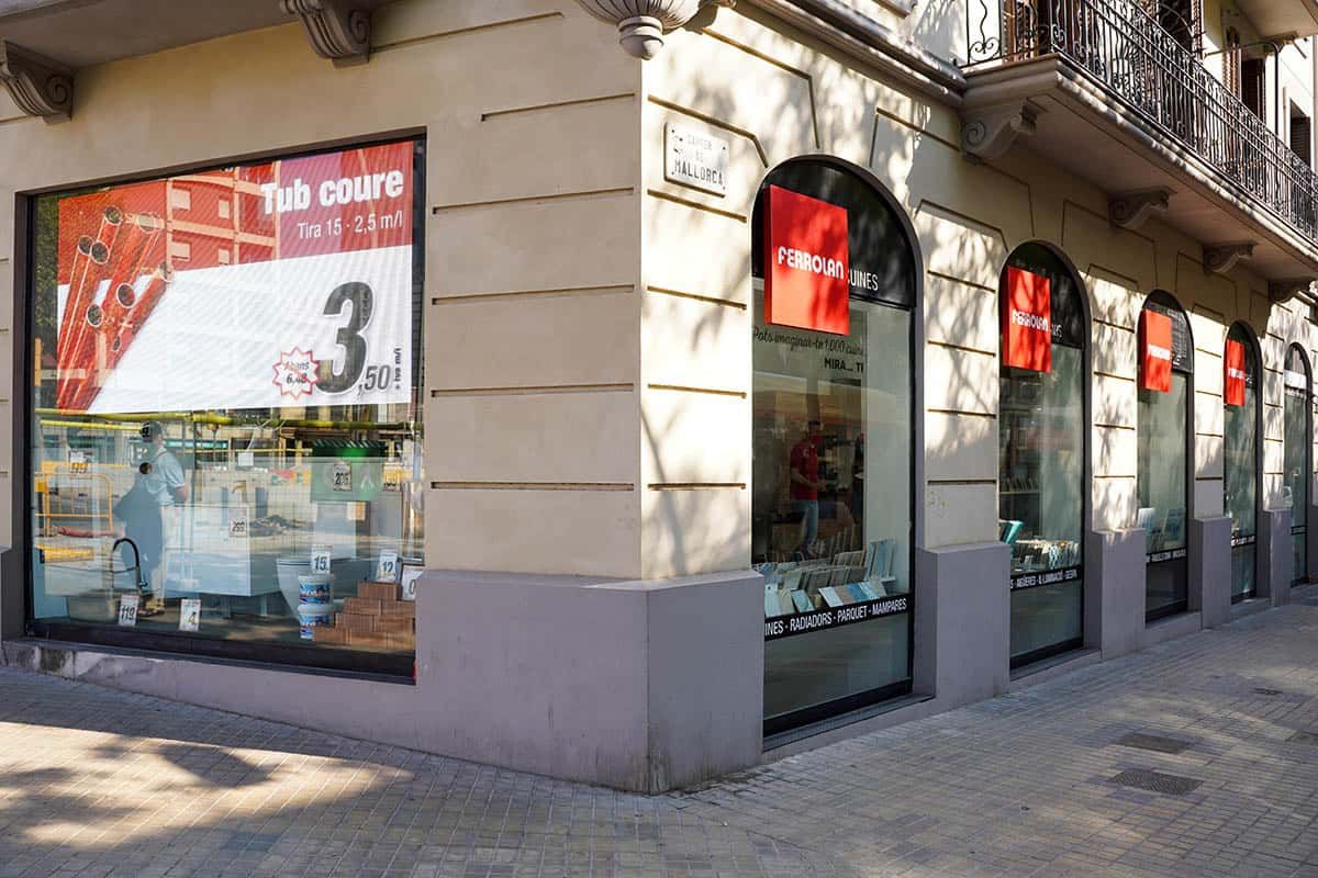 Tienda de azulejos en Barcelona, en el barrio del Clot