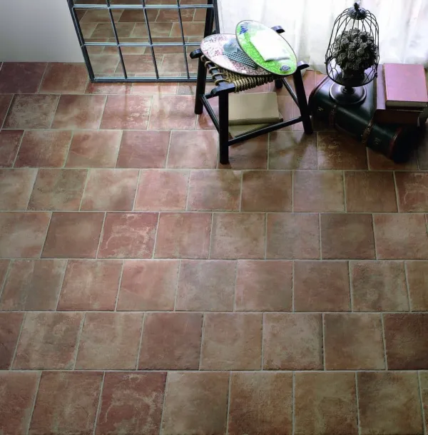 Ambiente con azulejos efecto barro en tonos cálidos, colección Boston de Natucer