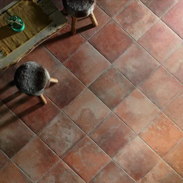 Ambiente con azulejos efecto barro en tonos cálidos, colección Boston de Natucer