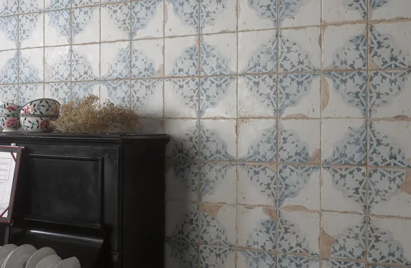 Ambiente con azulejos efecto hidráulico, colección Fs artisan de Peronda