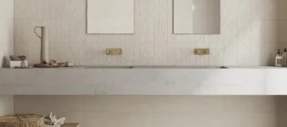 Baño con azulejos efecto cemento, colección Gravel de Argenta