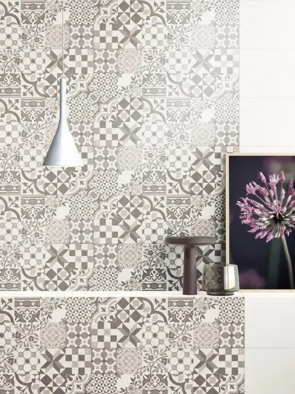 Baño con azulejos efecto cemento en tonos neutros, colección Lille de Mikonos
