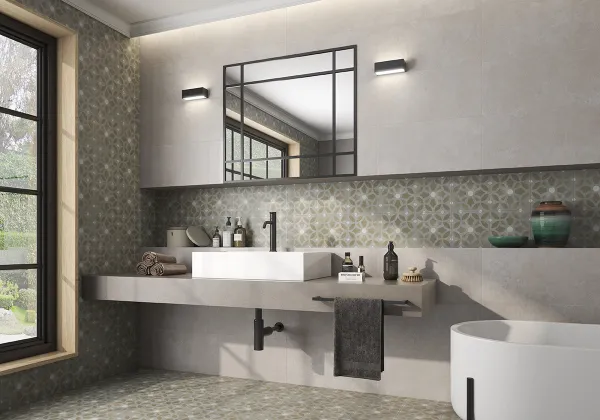 Baño con azulejos efecto hidráulico en tonos neutros, colección Art de Pamesa