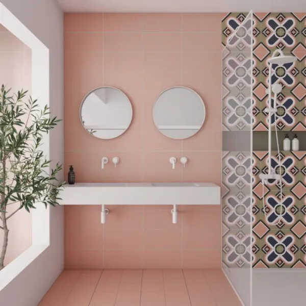 Baño con azulejos efecto hidráulico en tonos cálidos, colección Bauhome de Equipe