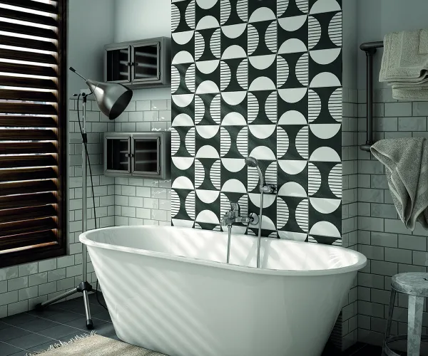 Baño con azulejos efecto hidráulico, colección Caprice de Equipe