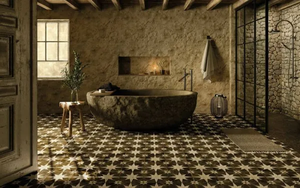 Baño con azulejos efecto hidráulico en tonos cálidos, colección Fs star de Peronda