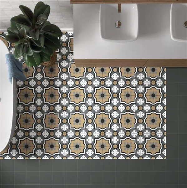 Baño con azulejos efecto hidráulico en tonos neutros, colección Rivoli de Equipe