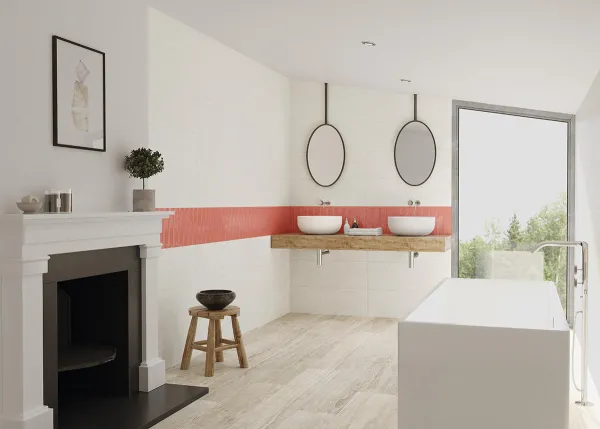 Baño con azulejos efecto madera en tonos cálidos, colección Rennes de TAU ceràmica