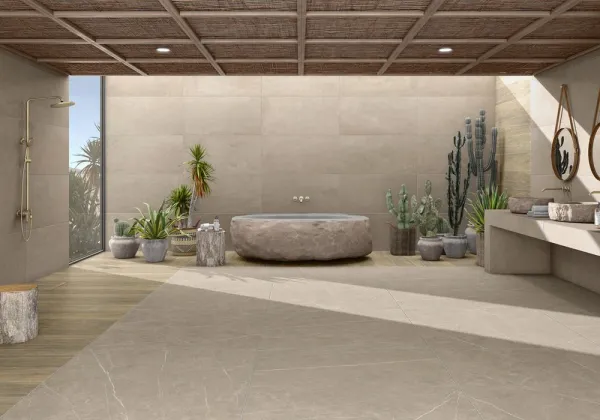 Baño con azulejos efecto madera en tonos cálidos, colección Rennes de TAU ceràmica
