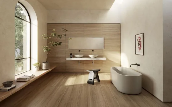Baño con azulejos efecto madera en tonos cálidos, colección Taos de Peronda