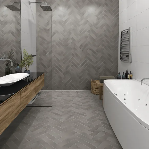 Baño con azulejos efecto mármol en tonos neutros, colección Detroit de Aleluia