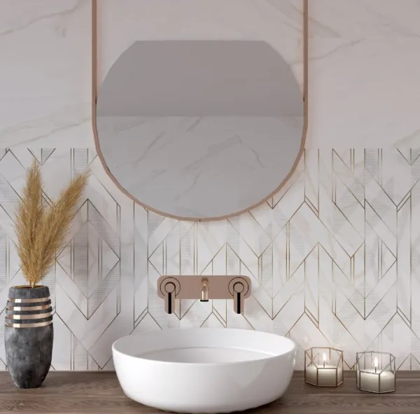Baño con azulejos efecto mármol, colección Lengo de Navarti