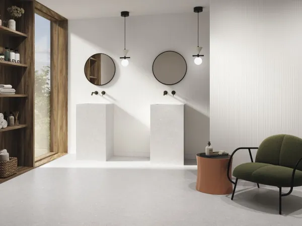 Baño con azulejos efecto monocolor en tonos neutros, colección Bellagio de Ape