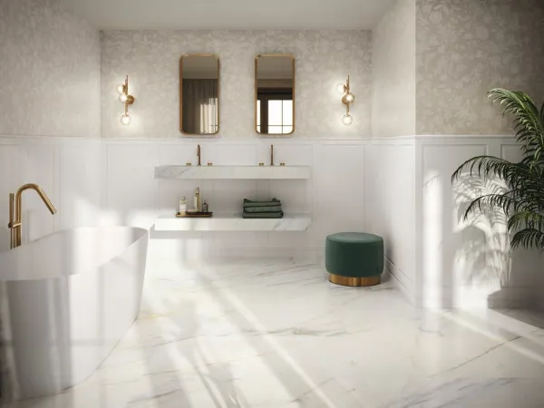 Baño con azulejos efecto monocolor, colección Bellagio de Ape