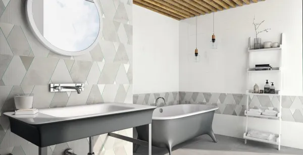 Baño con azulejos efecto monocolor en tonos neutros, colección Bianchi de TAU ceràmica