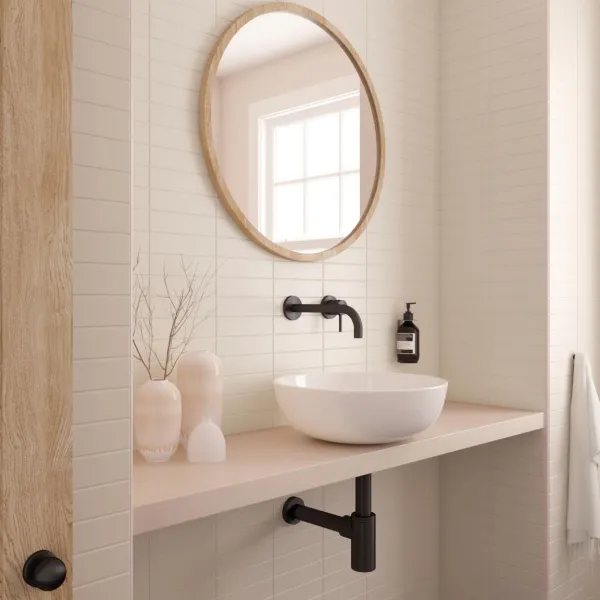 Baño con azulejos efecto monocolor en tonos cálidos, colección Costa nova de Equipe