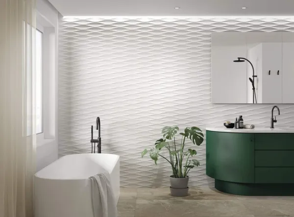 Baño con azulejos efecto monocolor en tonos neutros, colección Cotton de Peronda