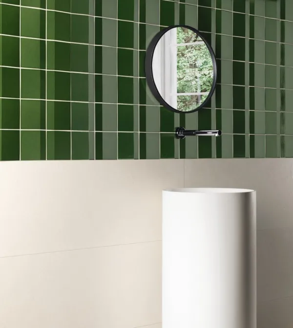Baño con azulejos efecto monocolor, colección D autore de Natucer