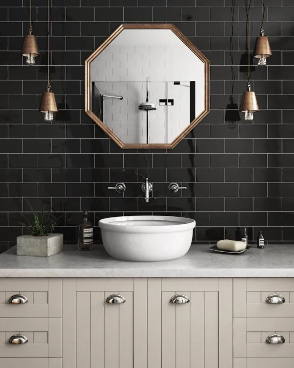 Baño con azulejos efecto monocolor en tonos neutros, colección Evolution de Equipe