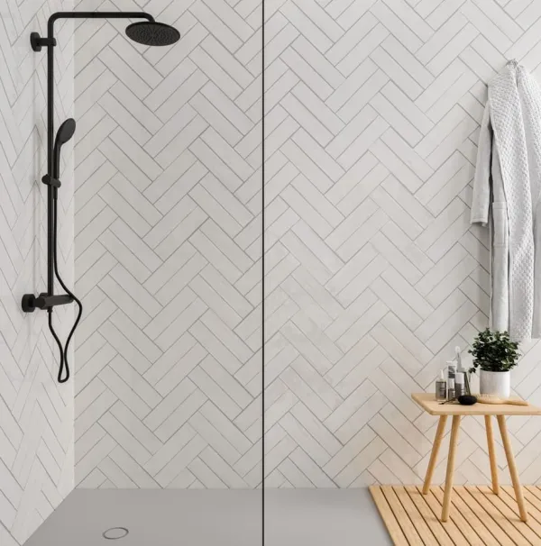 Baño con azulejos efecto monocolor en tonos neutros, colección Flash de DNA Tiles