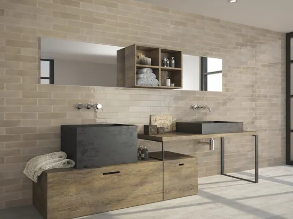 Baño con azulejos efecto monocolor en tonos cálidos, colección Opal de Cifre