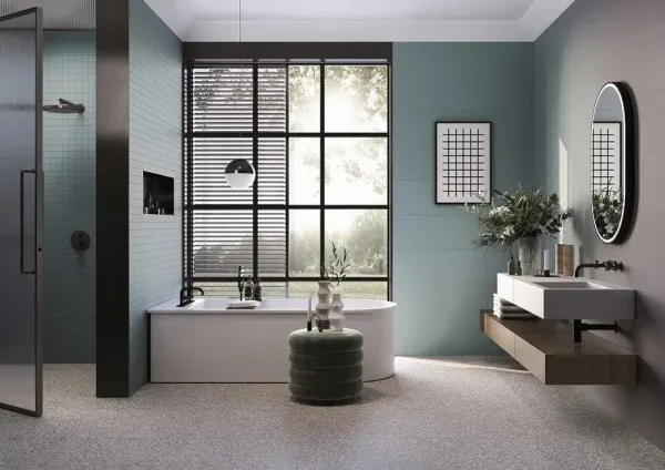 Baño con azulejos efecto monocolor en tonos fríos, colección Pastelli de Alfa Lux