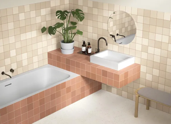 Baño con azulejos efecto monocolor en tonos cálidos, colección Rubik de Harmony
