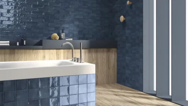 Baño con azulejos efecto monocolor en tonos fríos, colección Seville de Ape