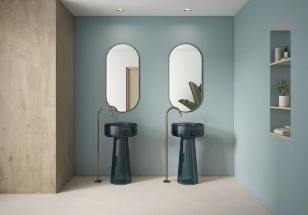 Baño con azulejos efecto monocolor en tonos fríos, colección Vogue de Argenta