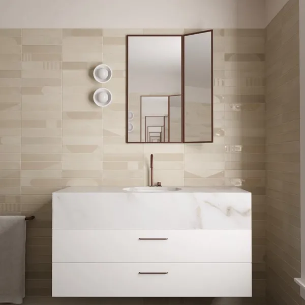 Baño con azulejos efecto monocolor en tonos cálidos, colección Wadi de Equipe
