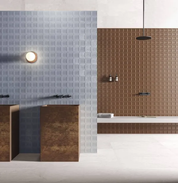 Baño con azulejos efecto óxido en tonos cálidos, colección Urano de Aparici