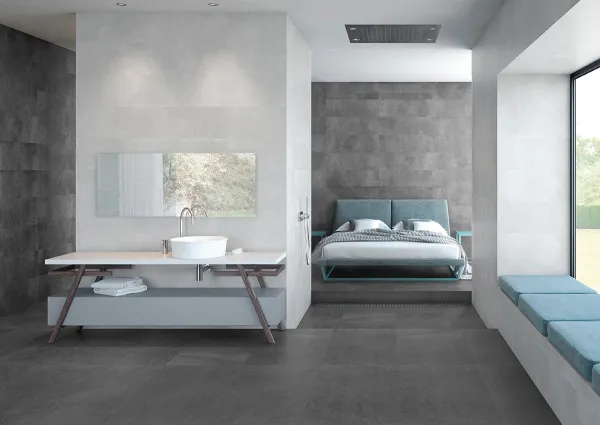 Baño con azulejos efecto piedra en tonos neutros, colección Fidenza de TAU ceràmica