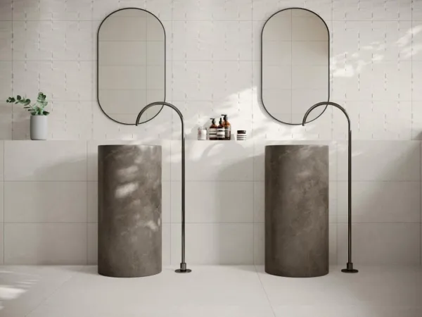 Baño con azulejos efecto piedra en tonos neutros, colección Geneve - nyon de Argenta