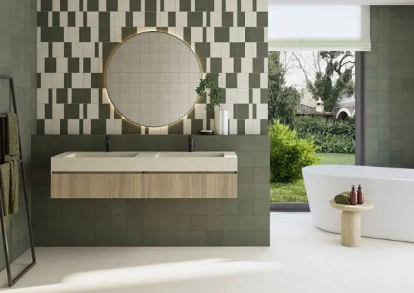 Baño con azulejos efecto piedra, colección Sunset small de Durstone