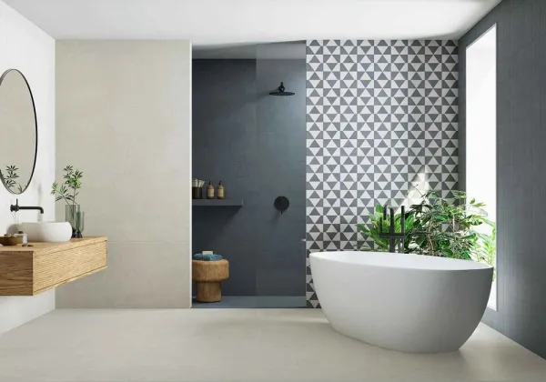 Baño con azulejos efecto piedra, colección Sunset small de Durstone