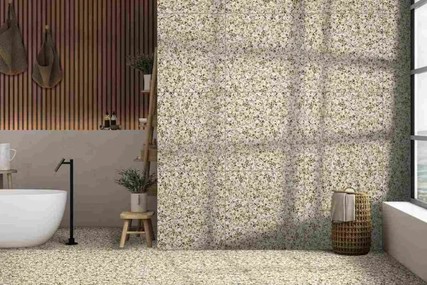 Baño con azulejos en tonos cálidos
