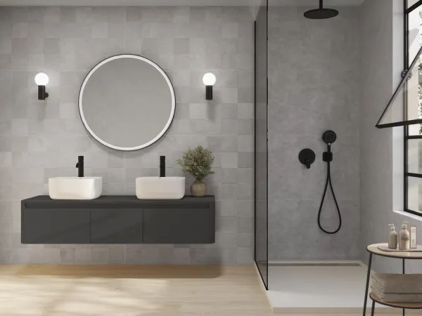 Baño con azulejos efecto textil en tonos neutros, colección Trames de Argenta