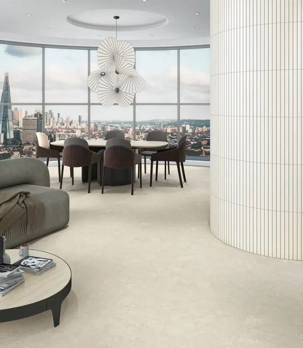 Espacio de la casa con azulejos efecto cemento en tonos neutros, colección London de Vives