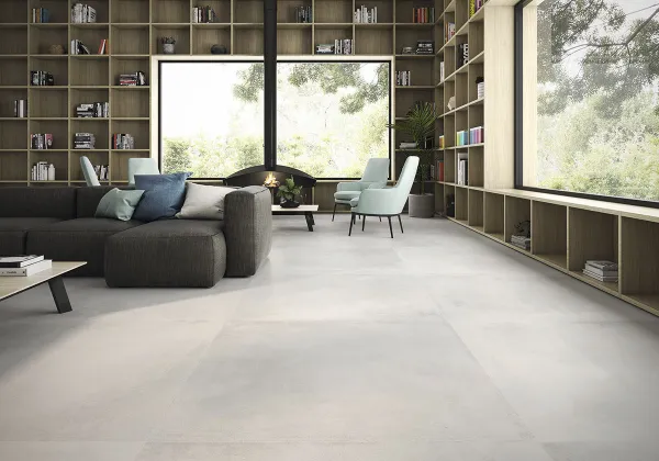 Espacio de la casa con azulejos efecto cemento en tonos neutros, colección Madox de Halcón
