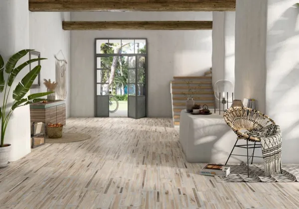 Espacio de la casa con azulejos efecto cemento en tonos cálidos, colección Ragnar de Colorker